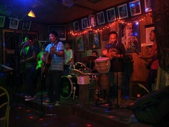 Balay Tubay Bistro asta Galeri