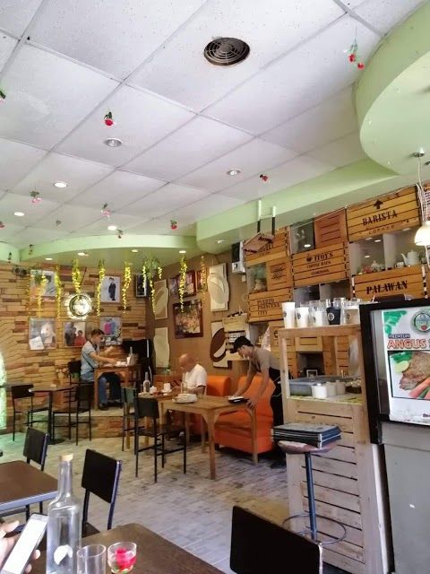 IToy's Coffee Haus